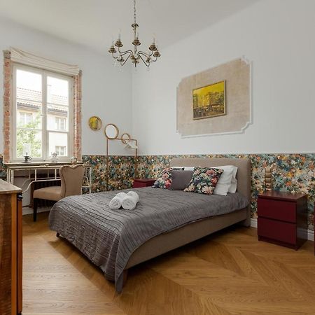 Apartment On The Warsaw Square By Noclegi Renters Kültér fotó
