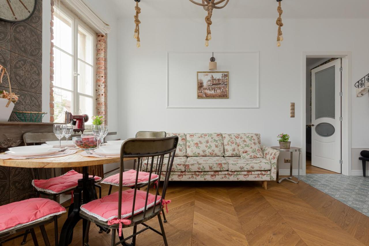 Apartment On The Warsaw Square By Noclegi Renters Kültér fotó