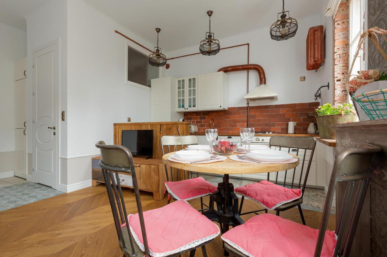 Apartment On The Warsaw Square By Noclegi Renters Kültér fotó