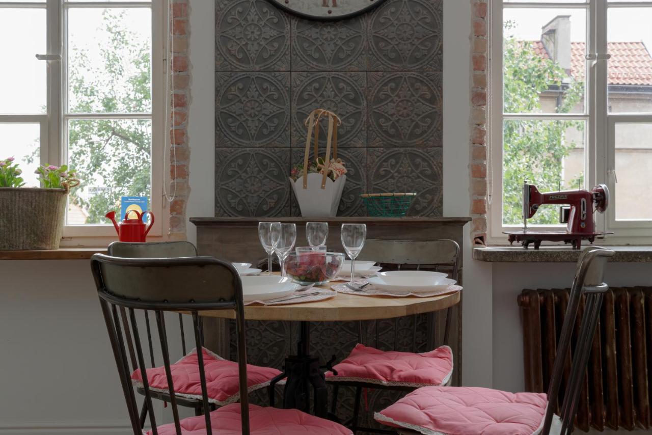 Apartment On The Warsaw Square By Noclegi Renters Kültér fotó