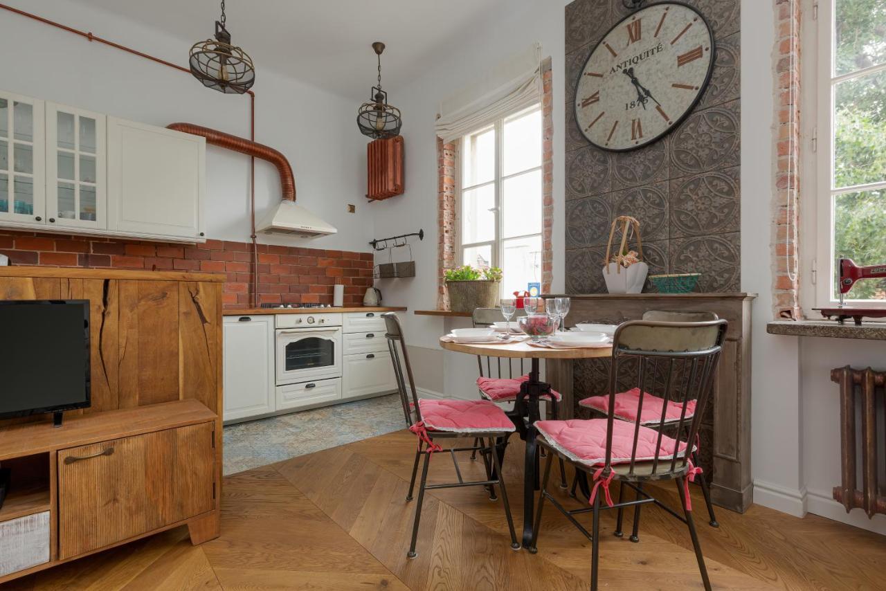 Apartment On The Warsaw Square By Noclegi Renters Kültér fotó